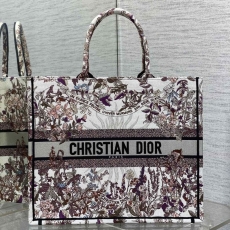 Christian Dior Shopping Bags